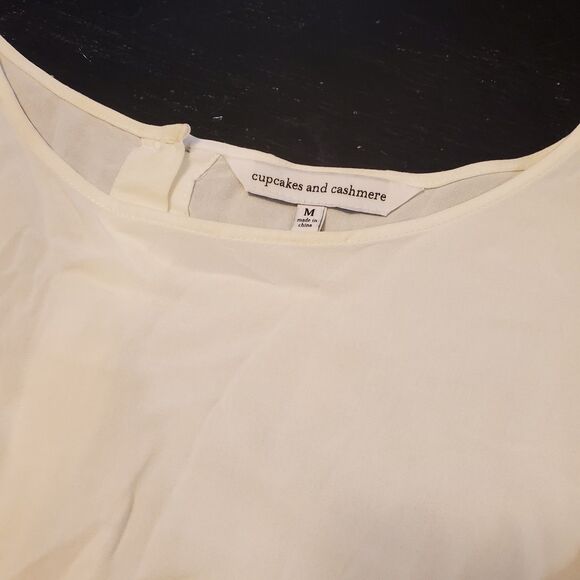 Cupcakes And Cashmere Womens Floral Embroidered Detail Blouse Top White Size M - Picture 6 of 10